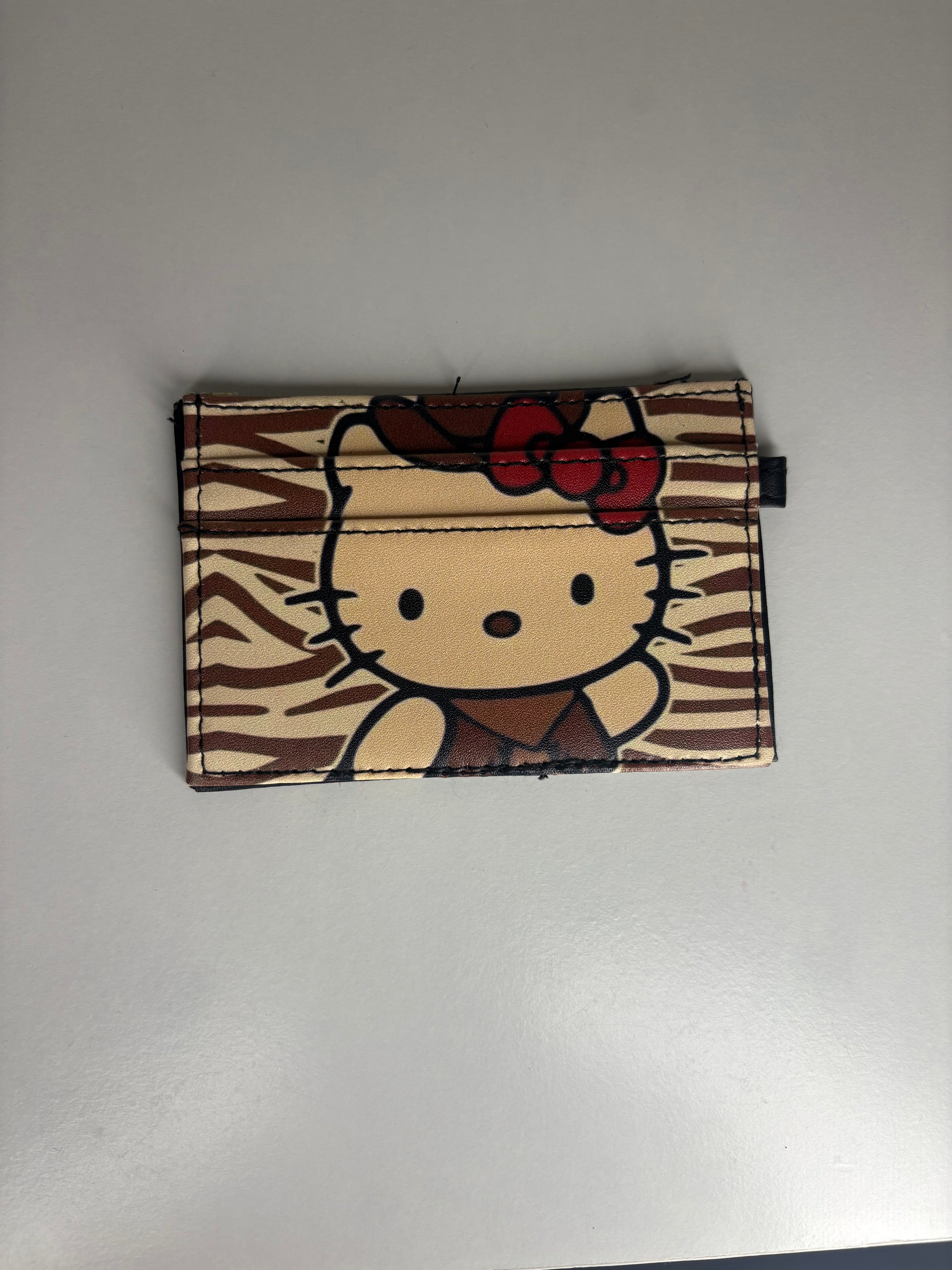 HK brown Squiggly print